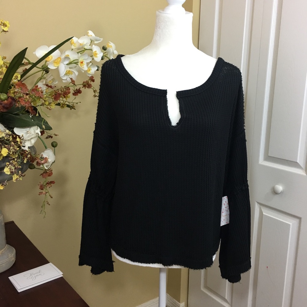 FREE PEOPLE DAHLIA V-NECK LONG SLEEVE THERMAL TOP, BLACK, SIZE XS (NWT) - Picture 4 of 8
